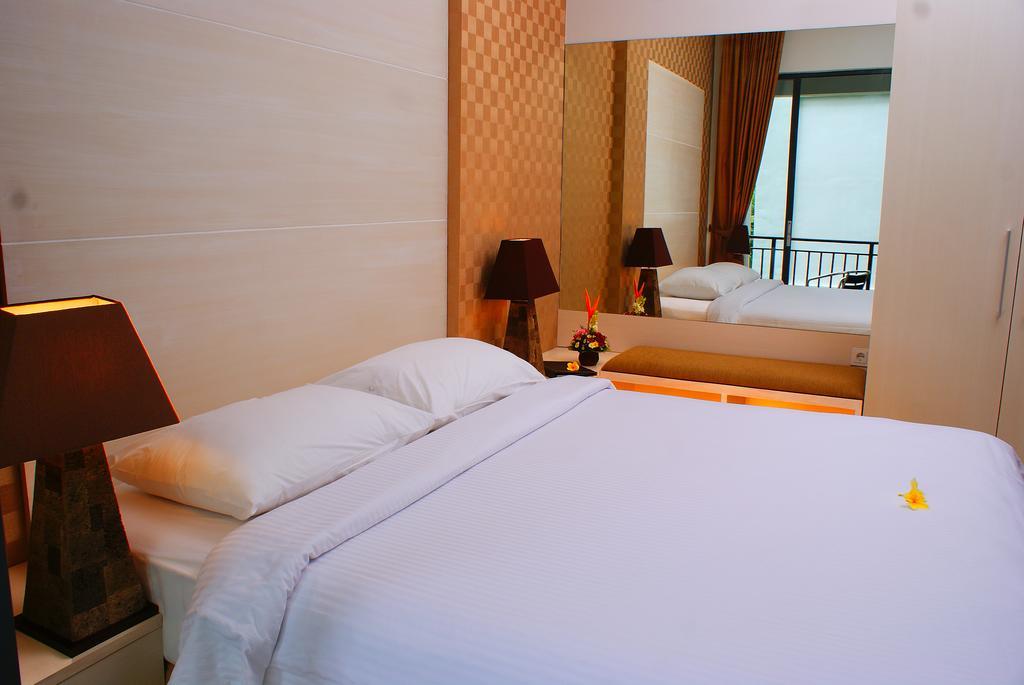 Umalas Hotel & Residence Seminyak  Exterior photo